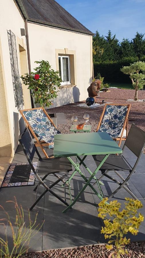 Bed and Breakfast Le Coup De Foudre Le Molay-Littry Exterior foto